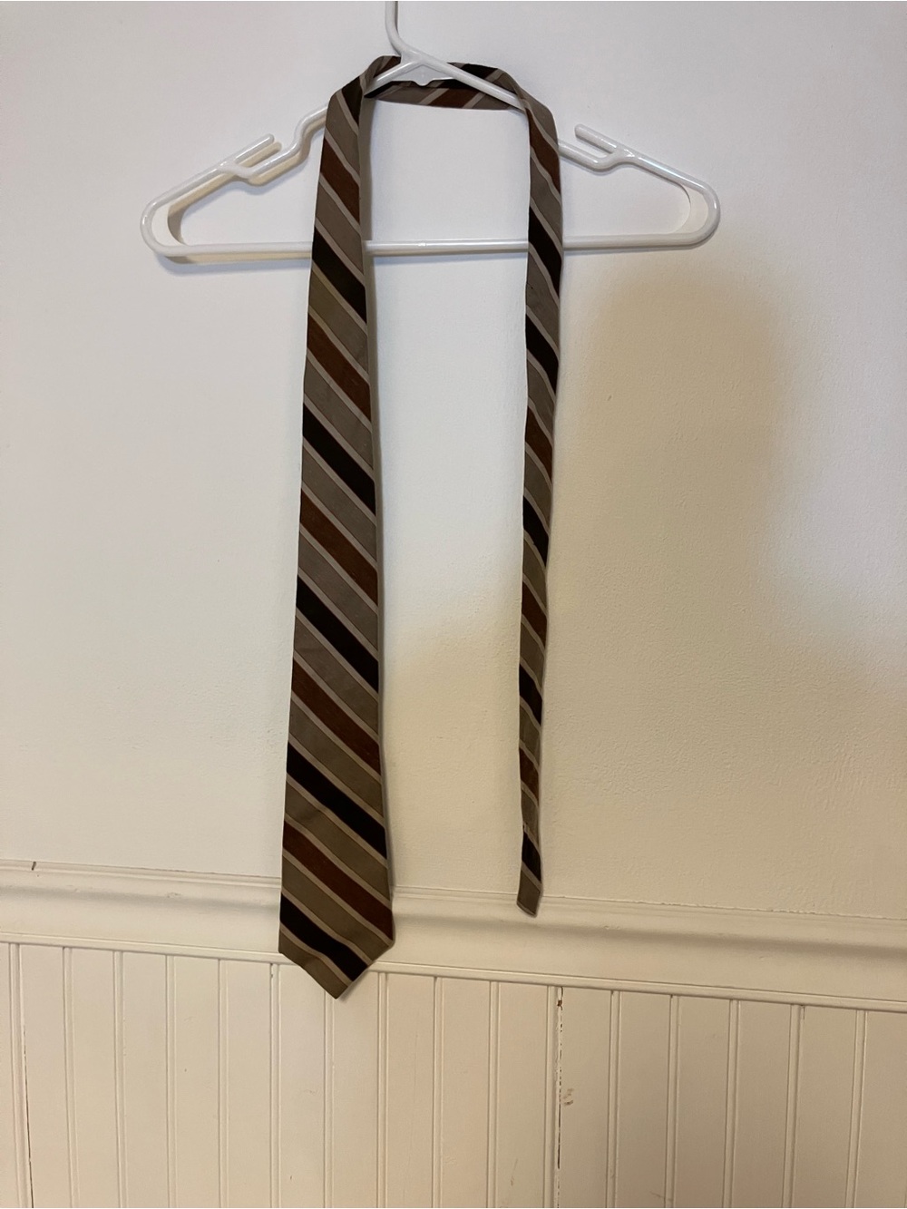 Van Gogh Branded Diagonal Stripe Tie in Brown and Taupe